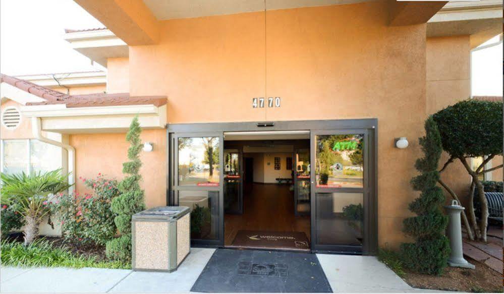 Clarion & Dfw North Hotel 3*