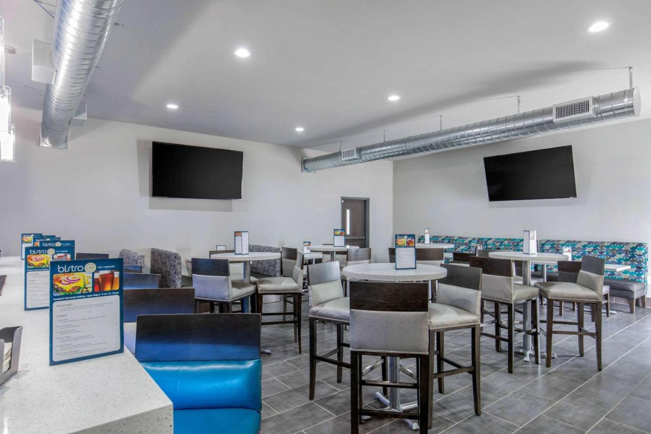 Hotel Clarion & Dfw North Irving