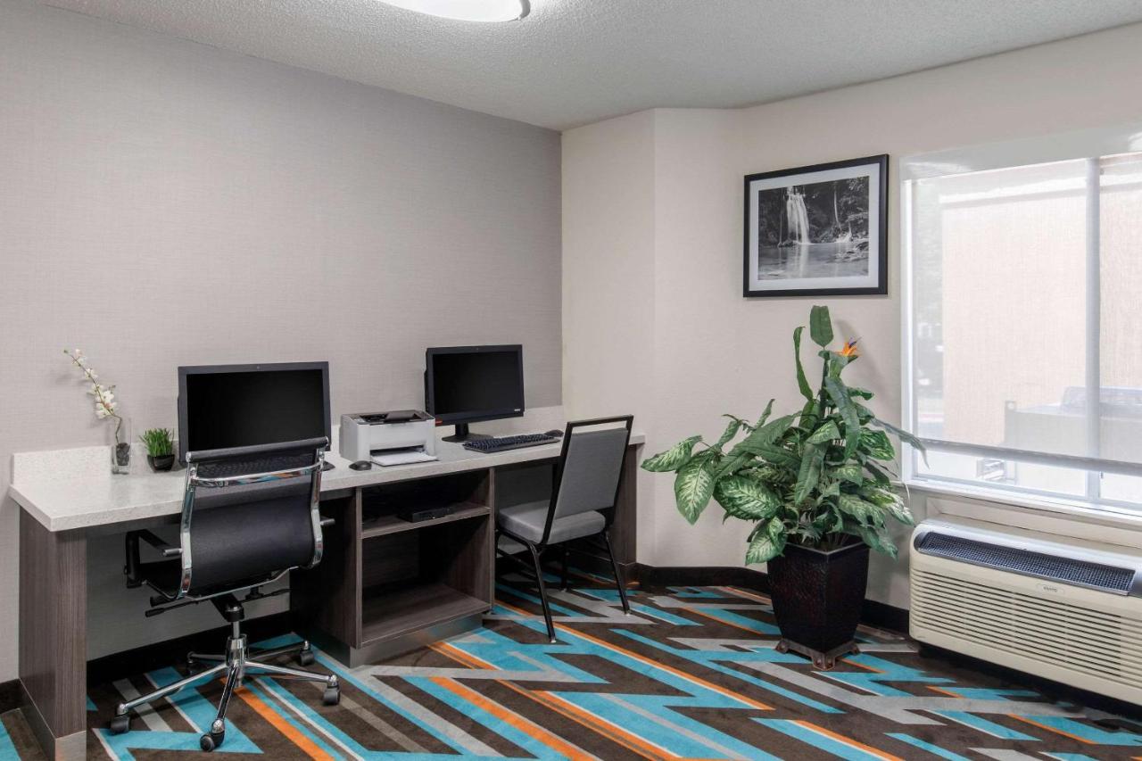 Clarion & Dfw North 3* Irving