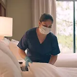 Clarion Inn & Suites Dfw North 